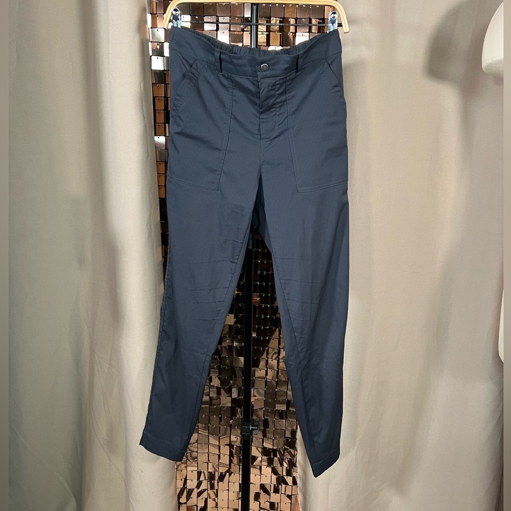 KYODAN Grey Striped Lightweight Athletic Pants Size Small